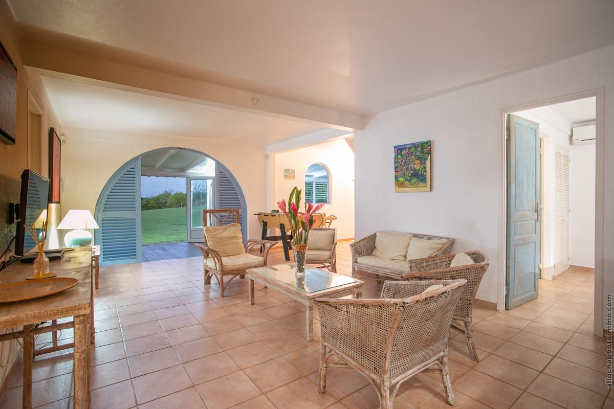 37 Location-villa-Martinique_ Bungalow salon
